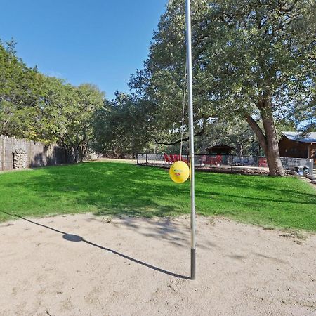 Wimberley Log Cabins Resort And Suites- Unit 5 Εξωτερικό φωτογραφία